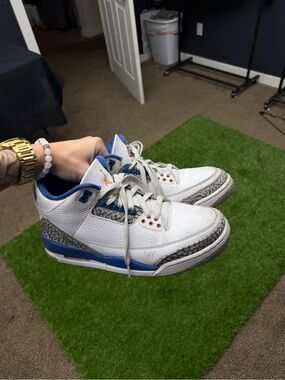 Nike air Jordan 3 wizard blue sneakers fair condition